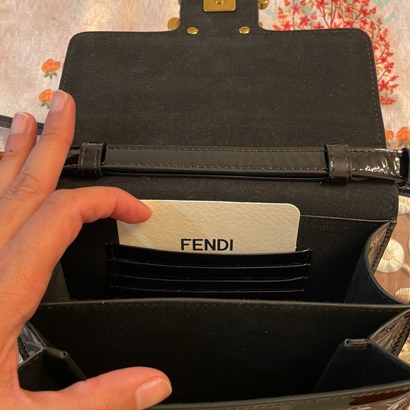 Fendi - Karligraphy Crossbody - Picture 5 of 7